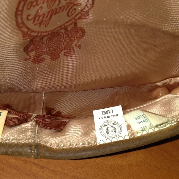 Vtg L.L. Bean Suede Genuine Leather Hand Tailored Newspaper Boy HatL